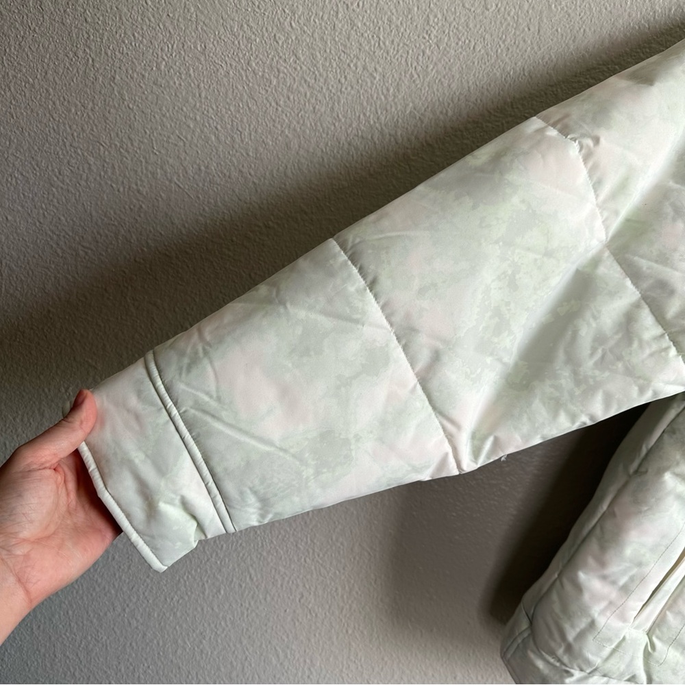 NWT Free People Movement Bunny Slope Printed Puffer Mountain Mist Mint Large - Picture 4 of 13